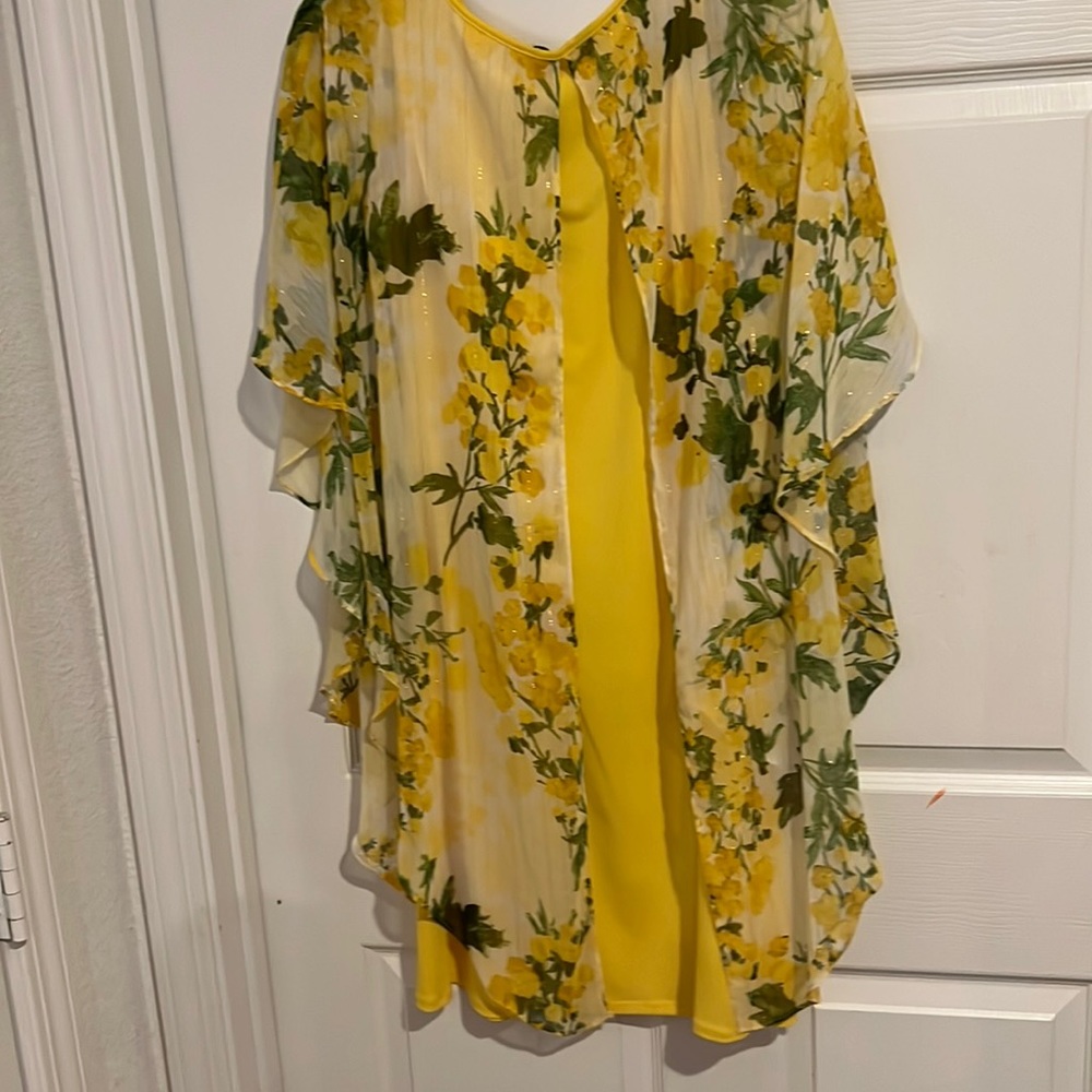 Glamour Nights yellow floral dress size 8